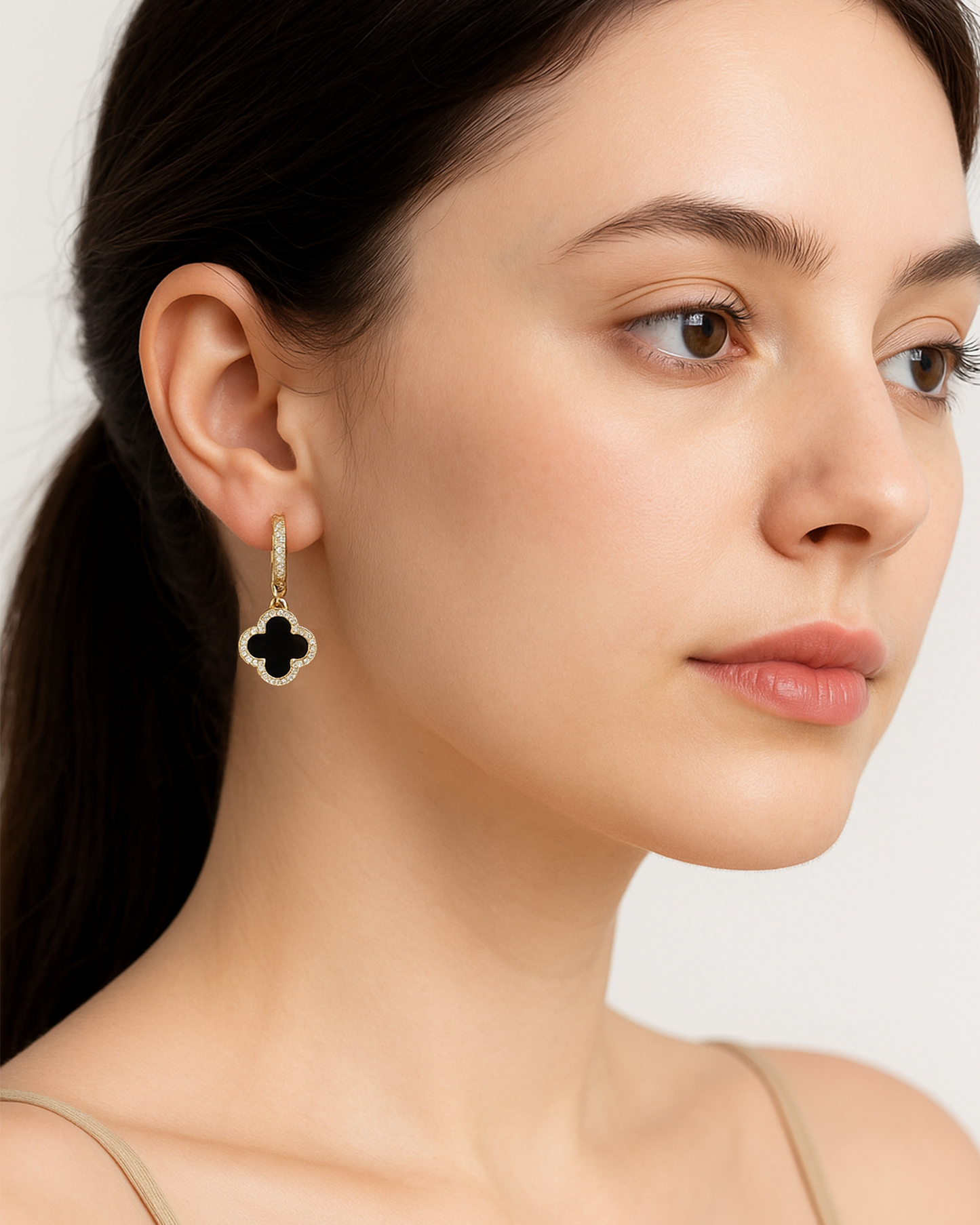 CLOVER DROP HOOPS