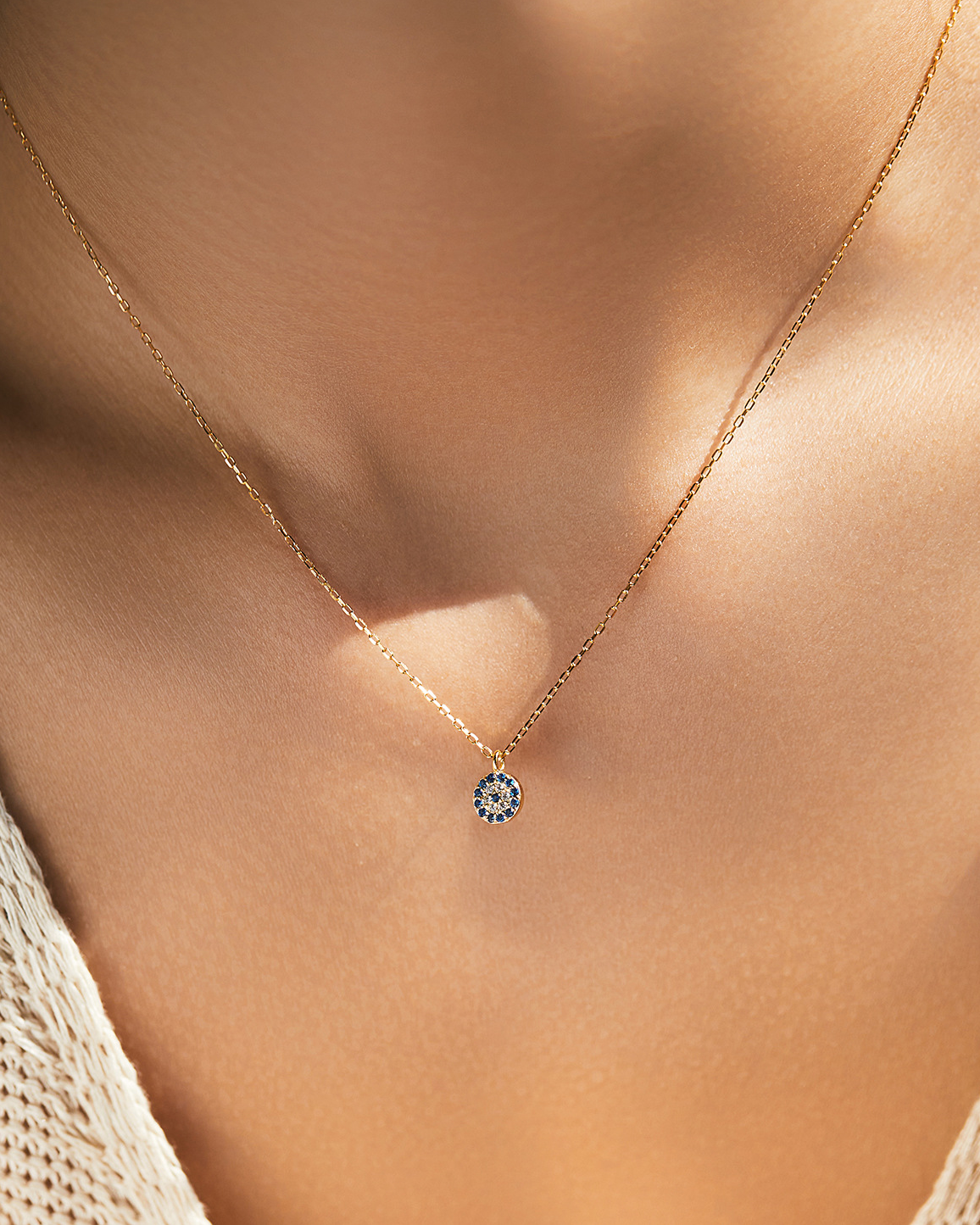 DEMON EYE DISC NECKLACE