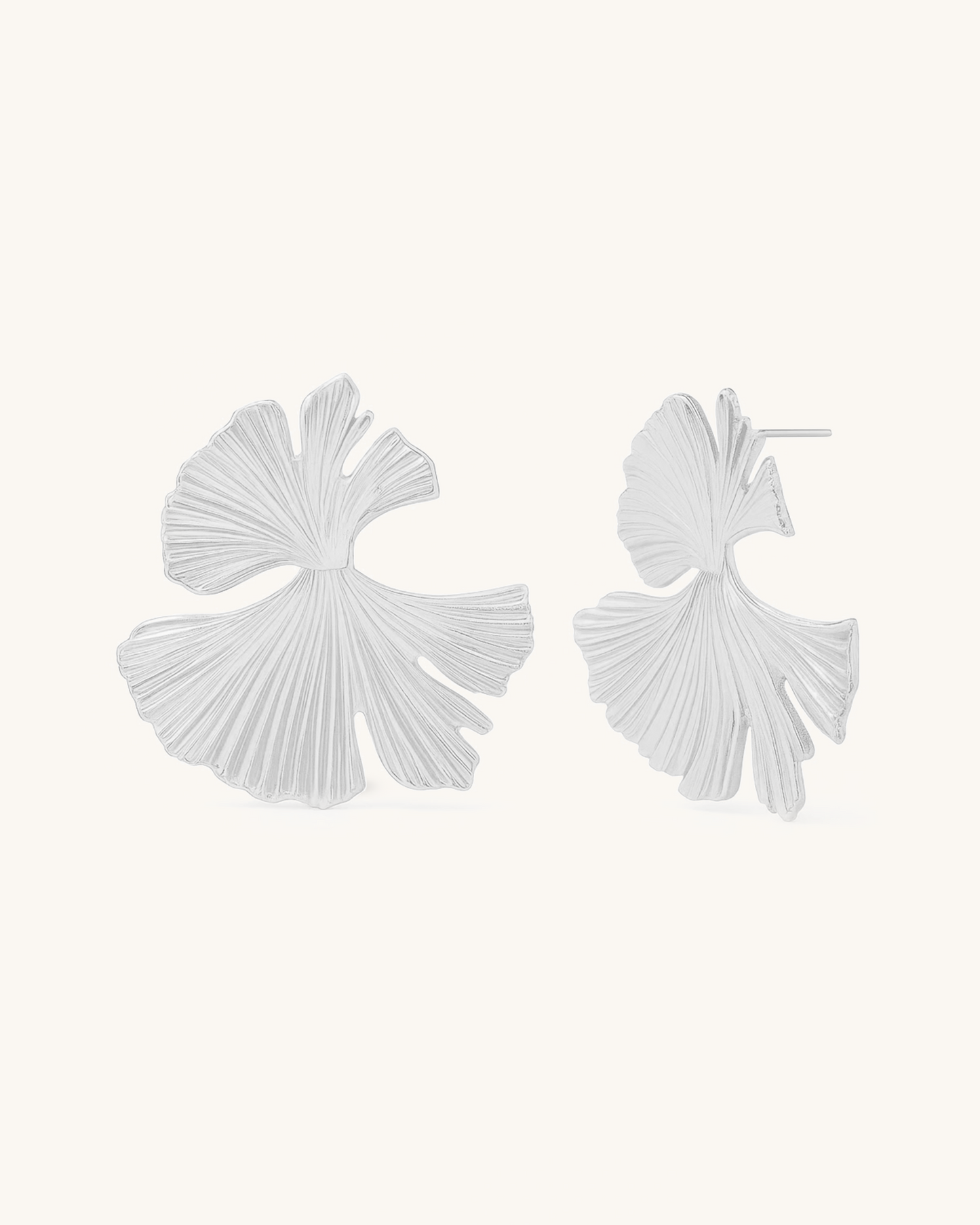 GINKGO PETAL EARRINGS