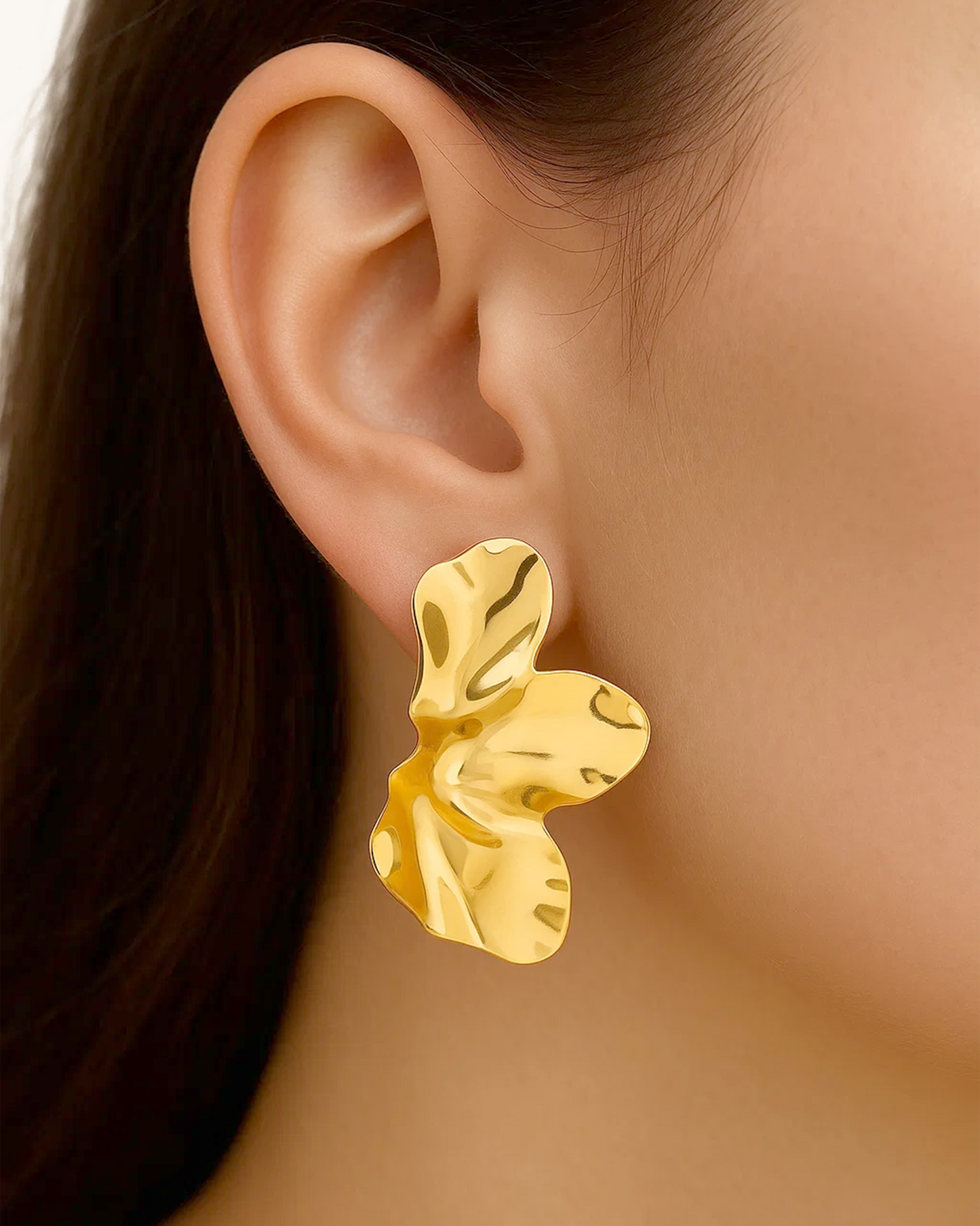 ABSTRACT PETAL STUD