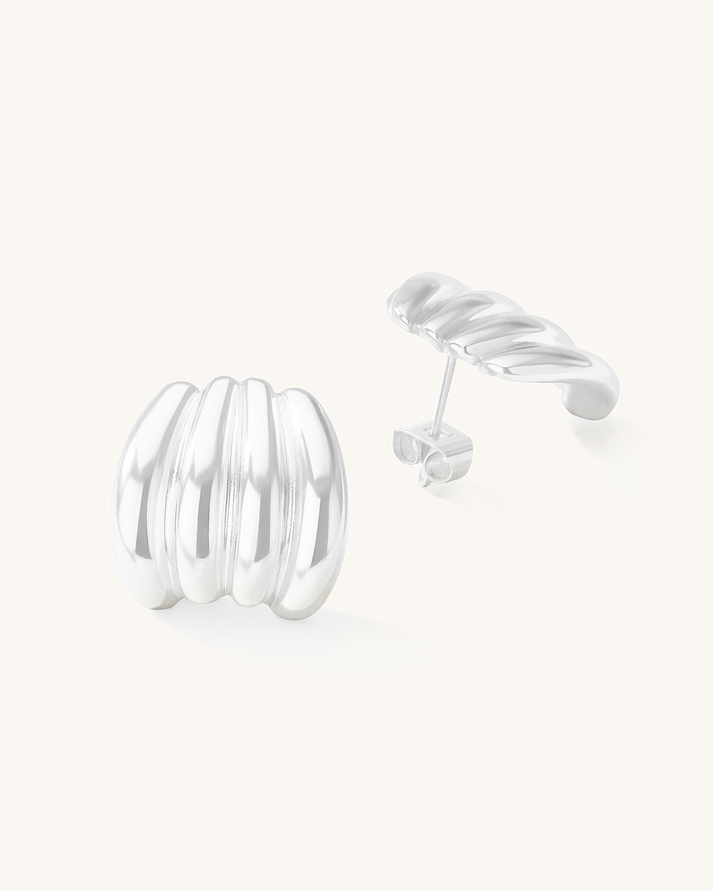 FOLDED DOME STUD