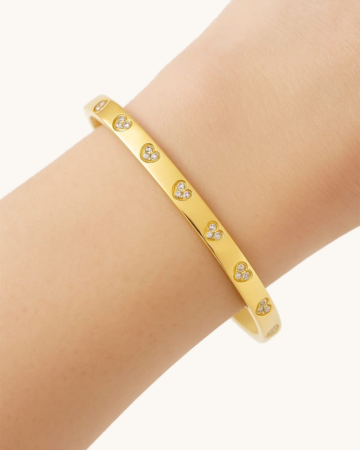 HEART CZ BANGLE