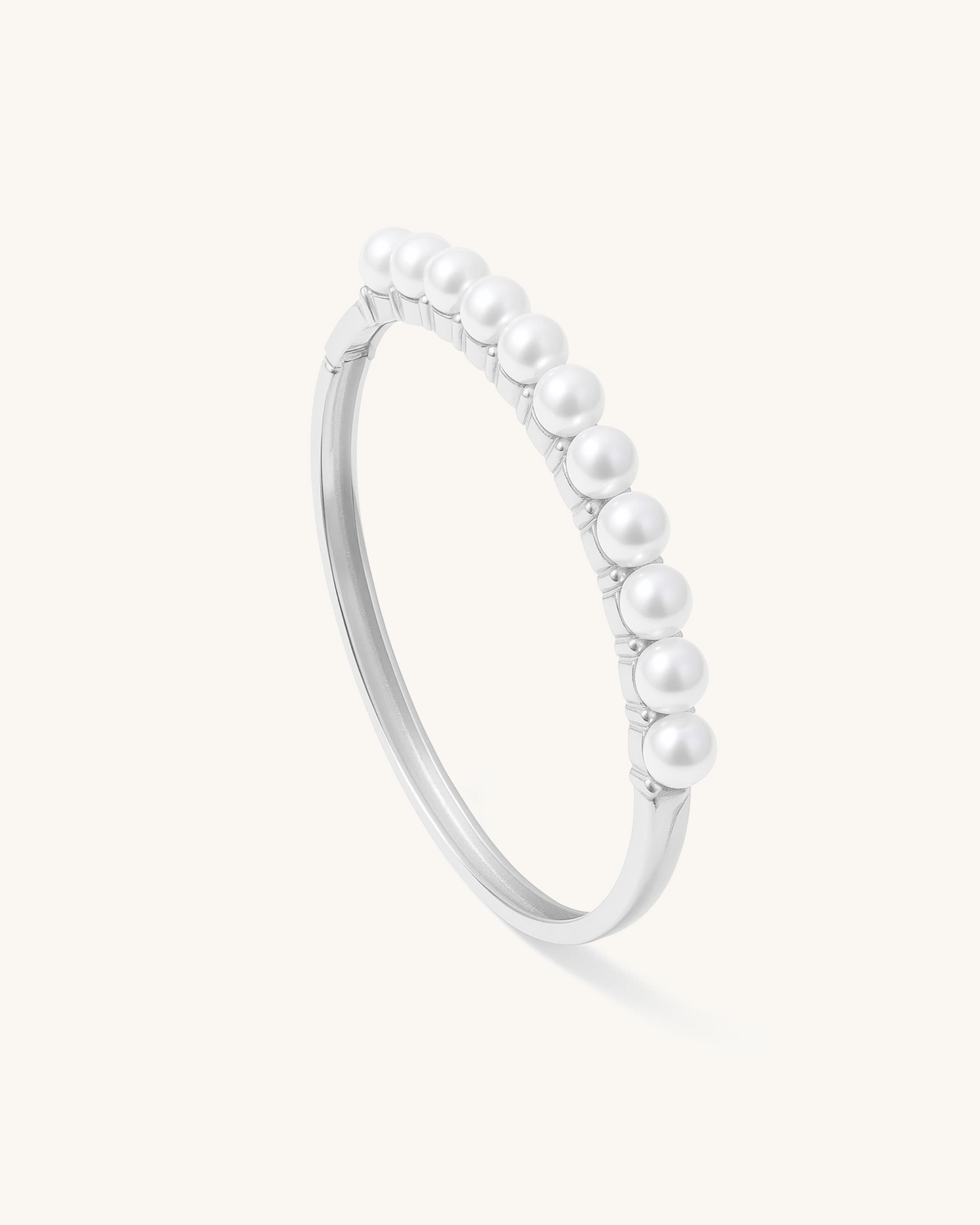 PEARL BANGLE