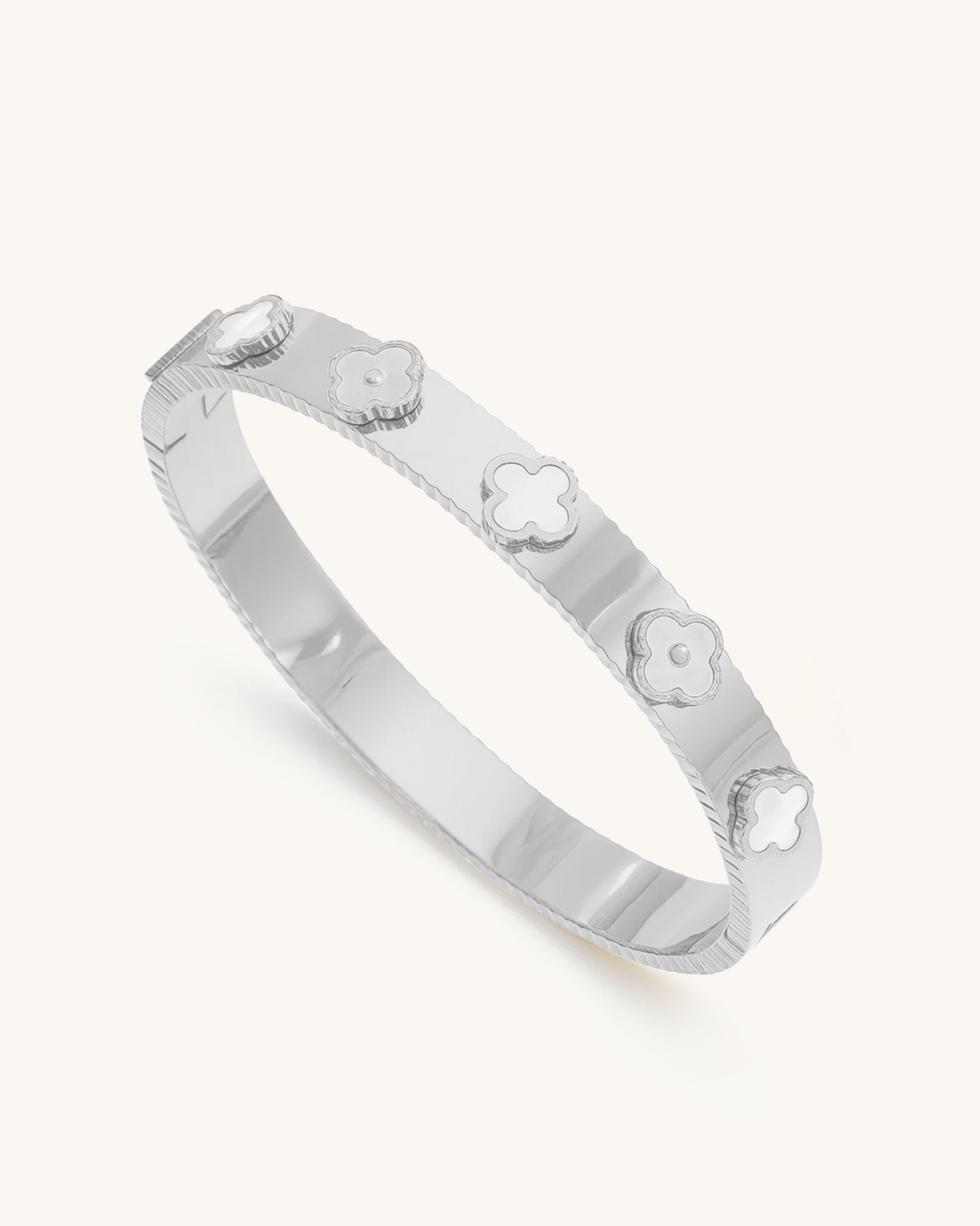 ENAMEL WHITE BANGLE