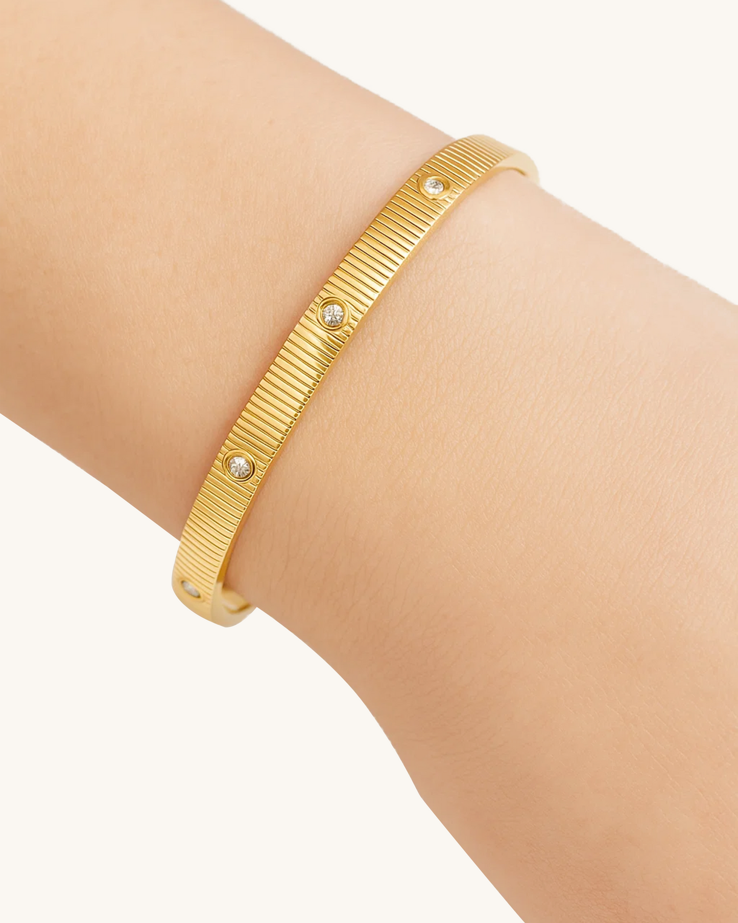 DIAMOND ENGRAVED BANGLE
