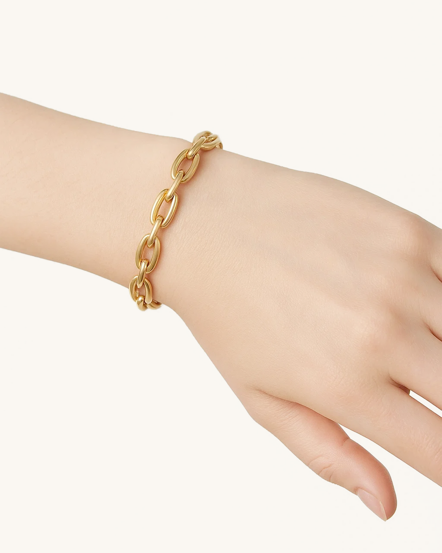 BOLD OPEN BANGLE