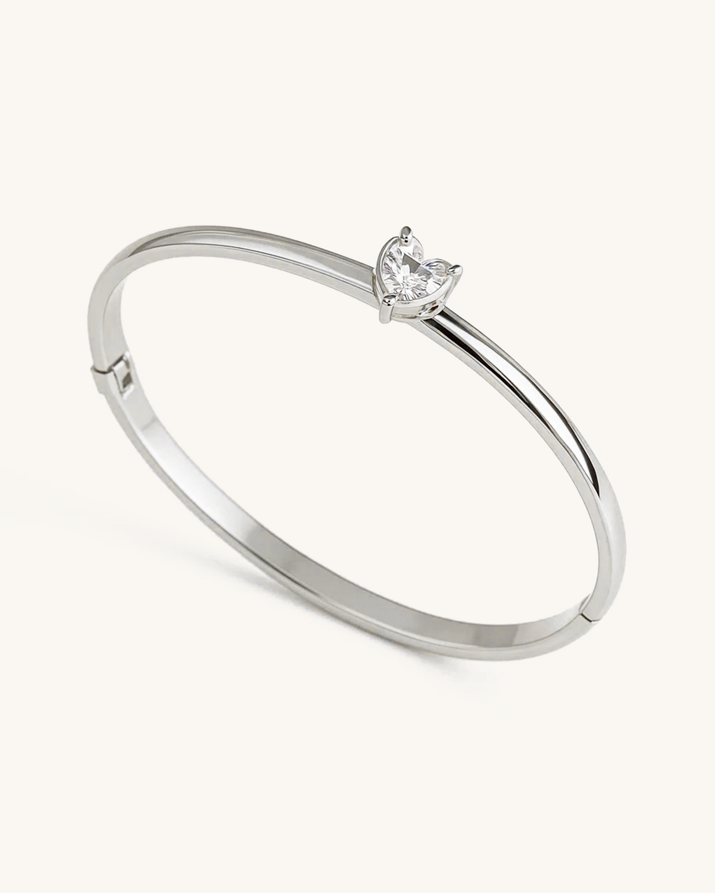 HEART SOLITAIRE BANGLE