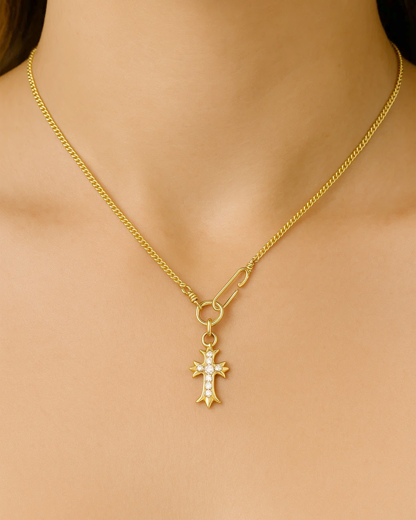 HOOK CLASP GOTHIC CROSS