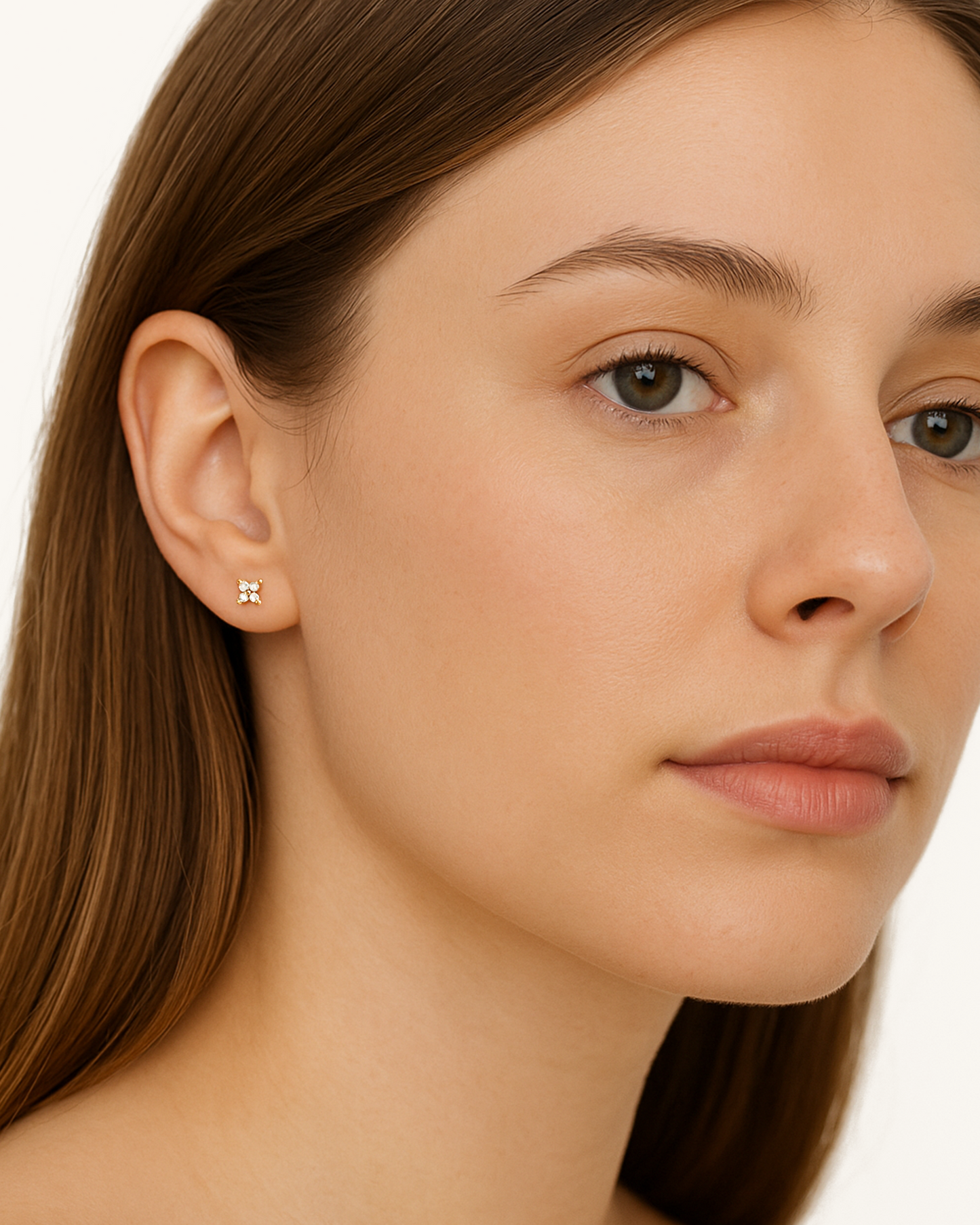 PETITE BLOOM STUDS