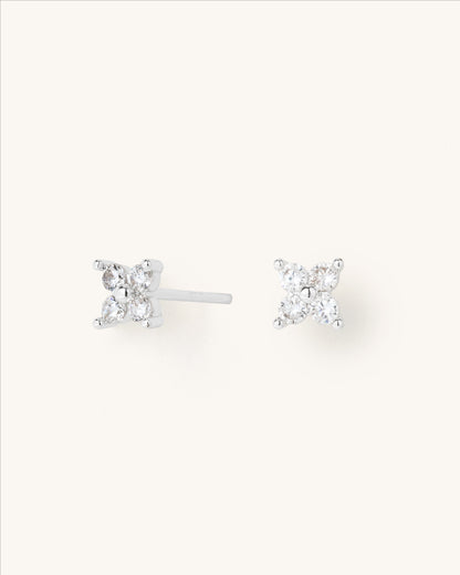 PETITE BLOOM STUDS