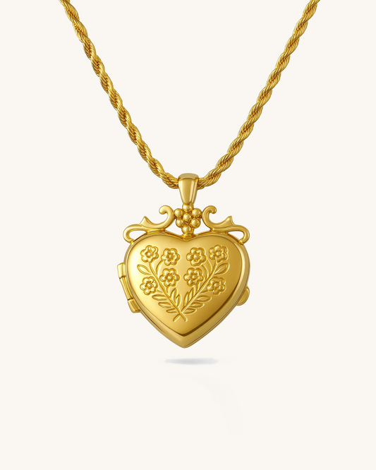 GOLD HEART PENDANT