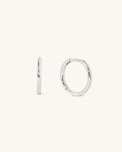 CLASSIC SMALL HOOPS