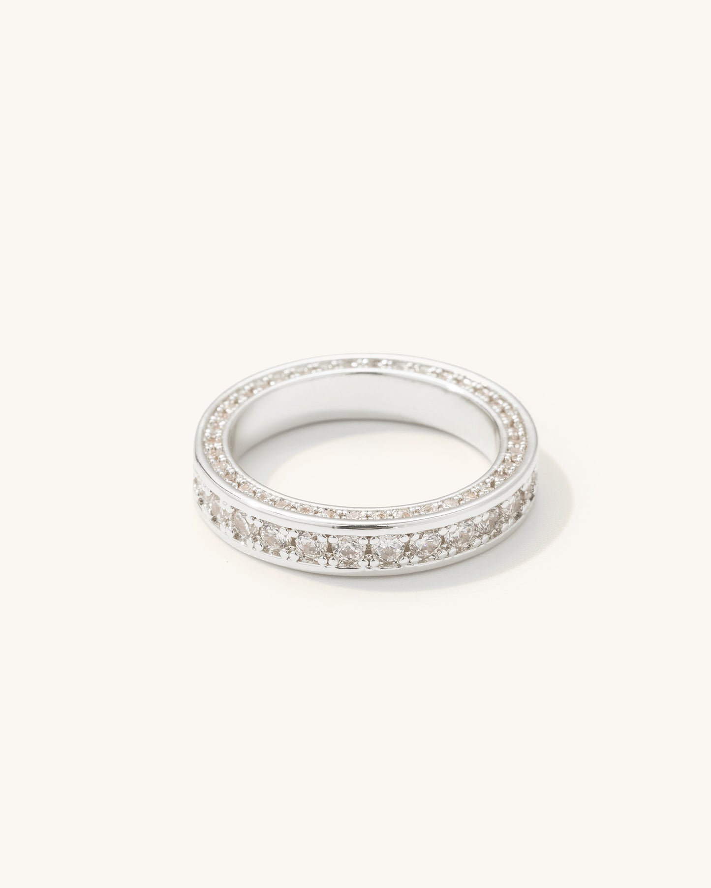 CLASSIC ETERNITY RING