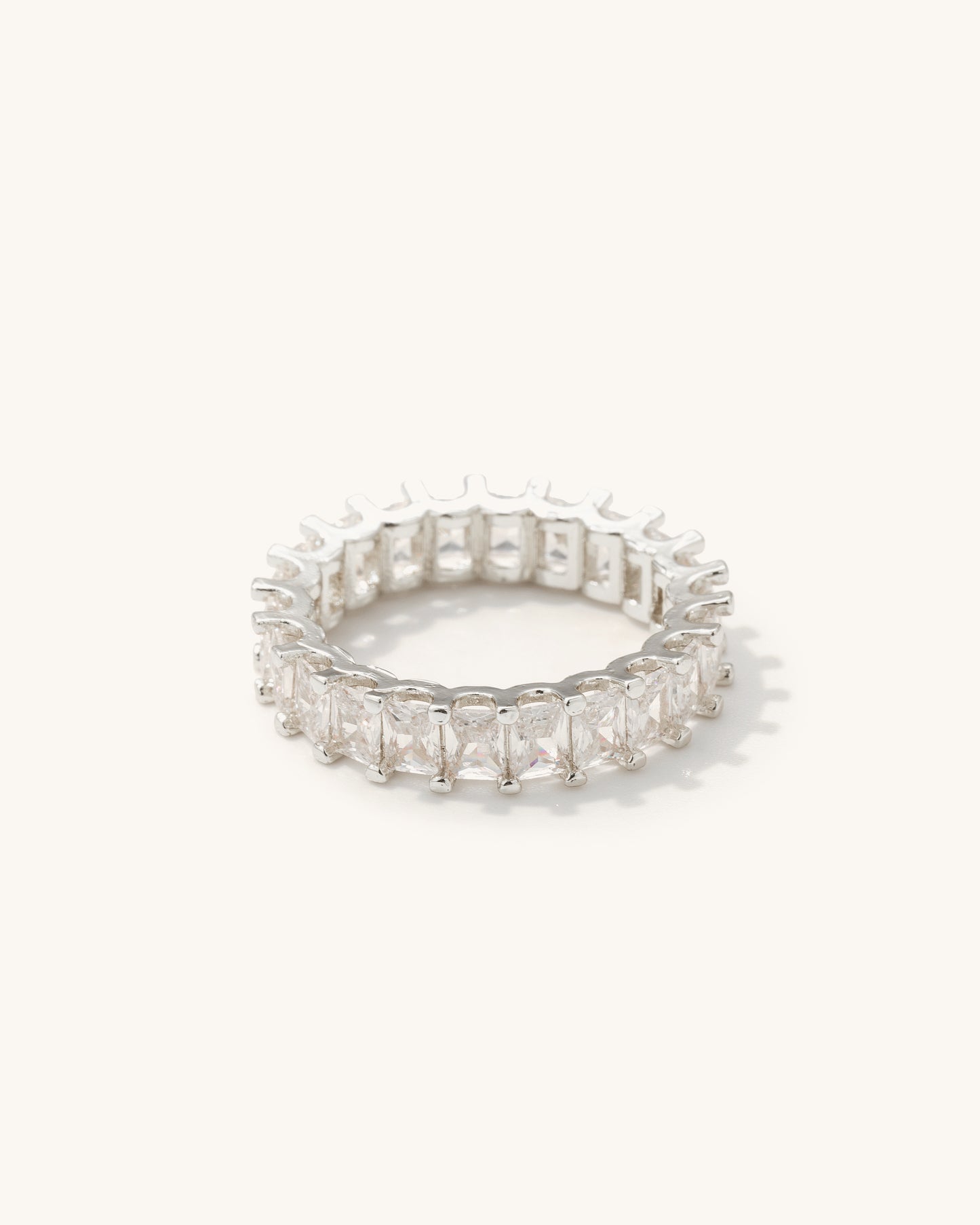 EMERALD CUT BAND RING