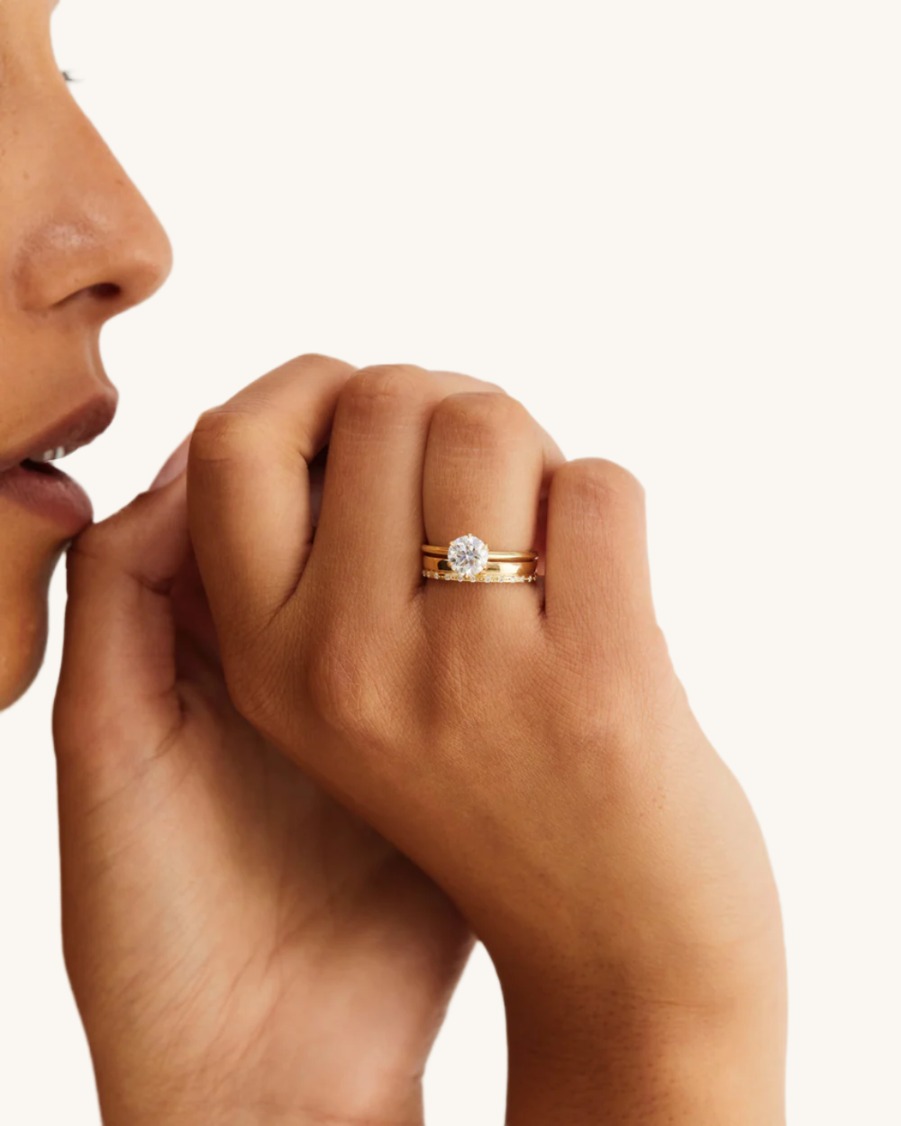 BRILLIANT ROUND RING