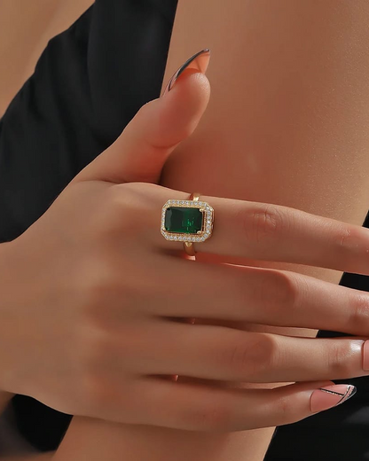 GREEN RECTANGLE RING