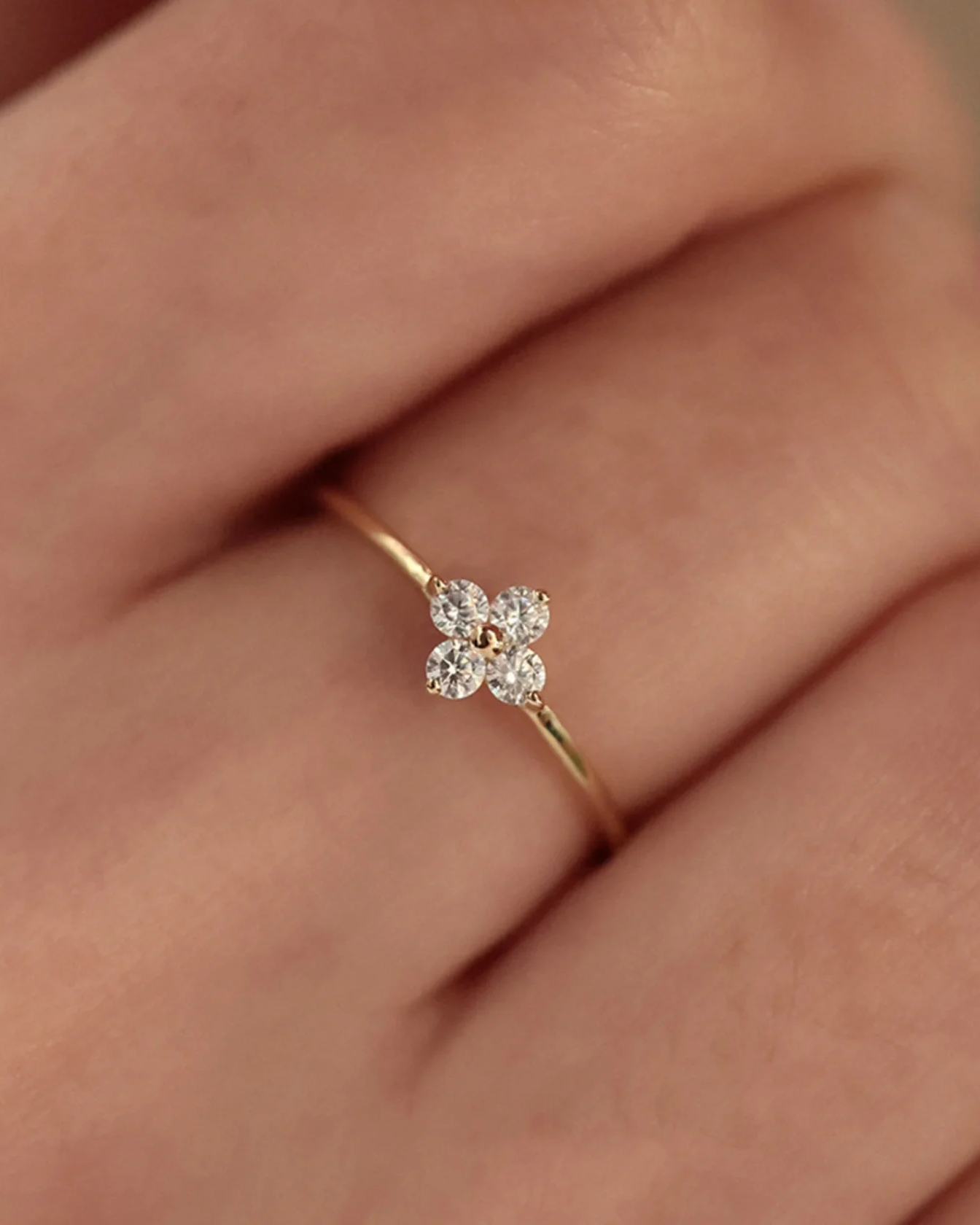 FLORAL PETITE RING