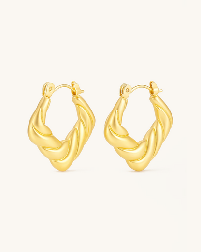 TWISTED TRIANGLE HOOP