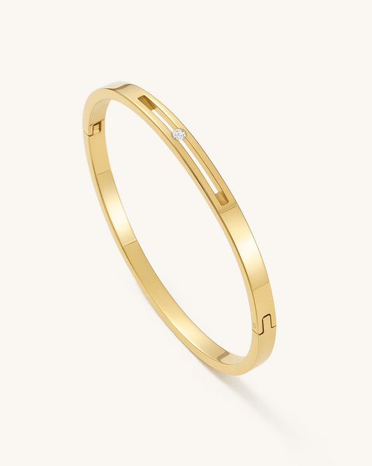 SLEEK BAR CUT BANGLE